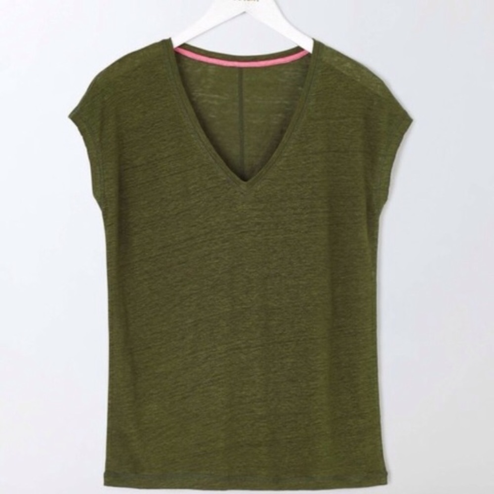 Biden green linen tshirt